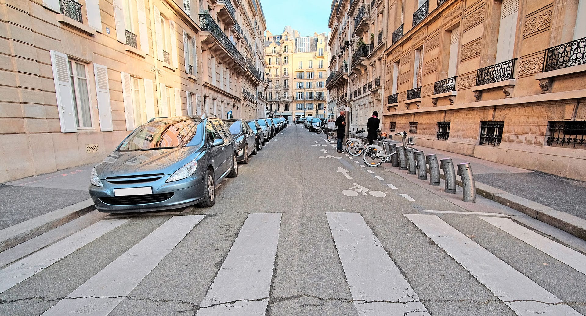 Pose de panneaux de stationnement sur Paris et sa région pour 49 Euros HT seulement